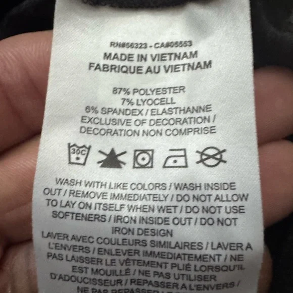 Nike Rise 365 Running Division
Men's Dri-FIT Short-Sleeve Running Top - Picture 5 of 8